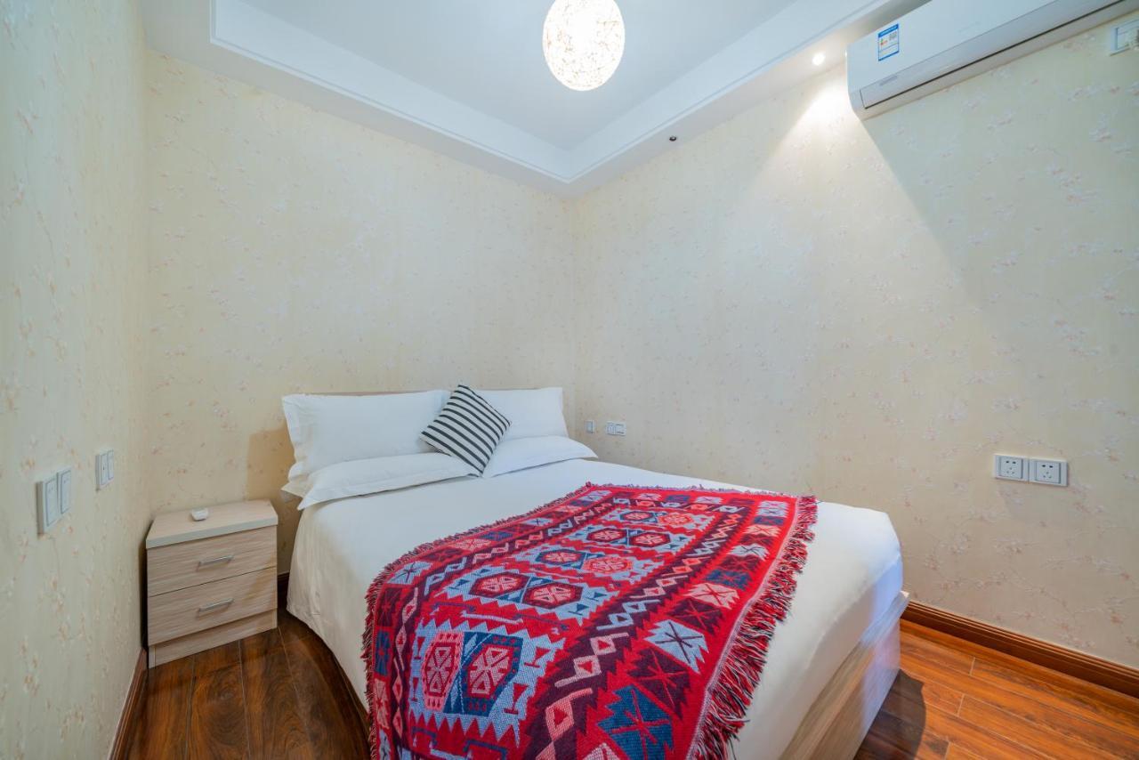 Yue Ke Apartment - Changbin Road Branch Чунцин Екстериор снимка