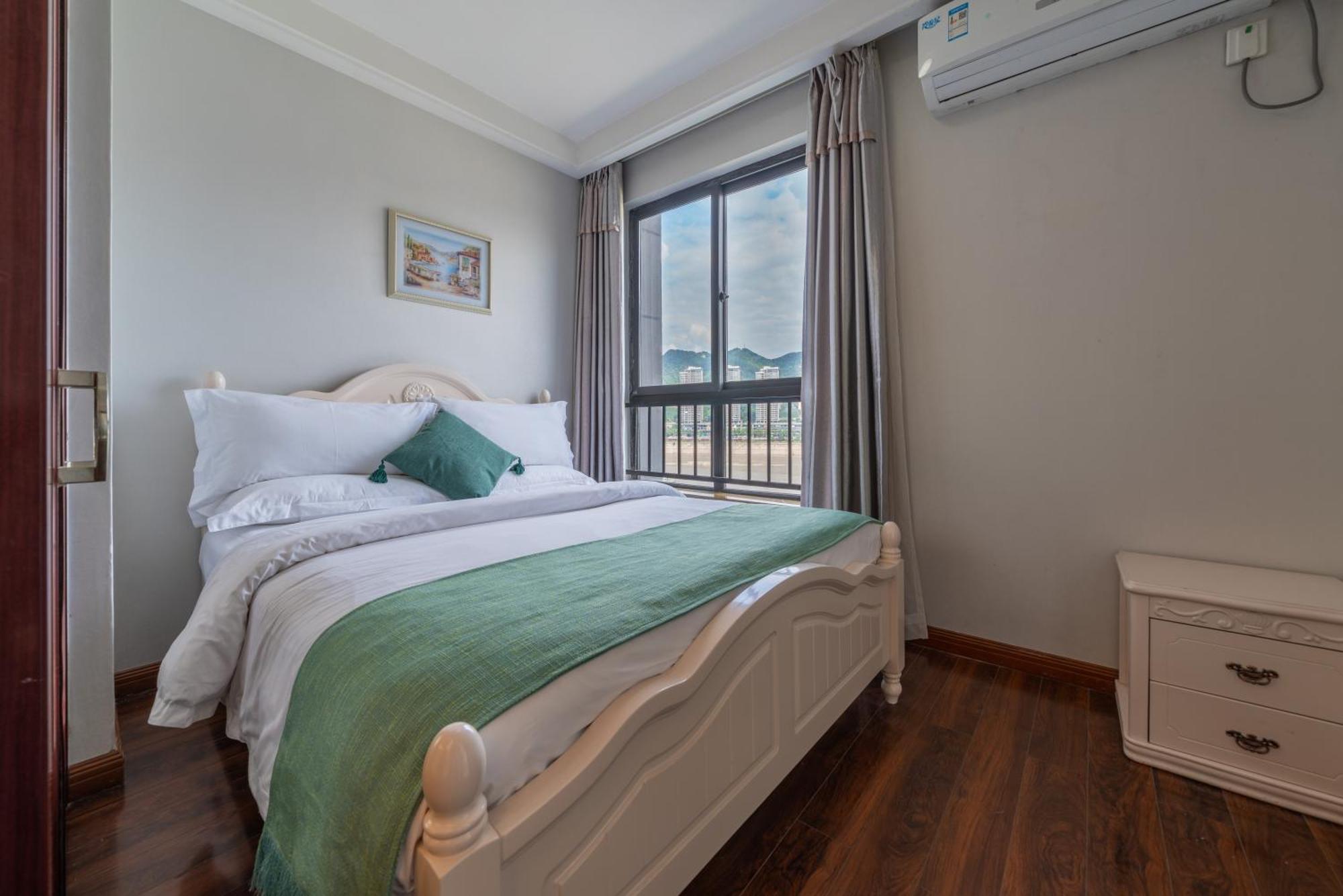 Yue Ke Apartment - Changbin Road Branch Чунцин Екстериор снимка
